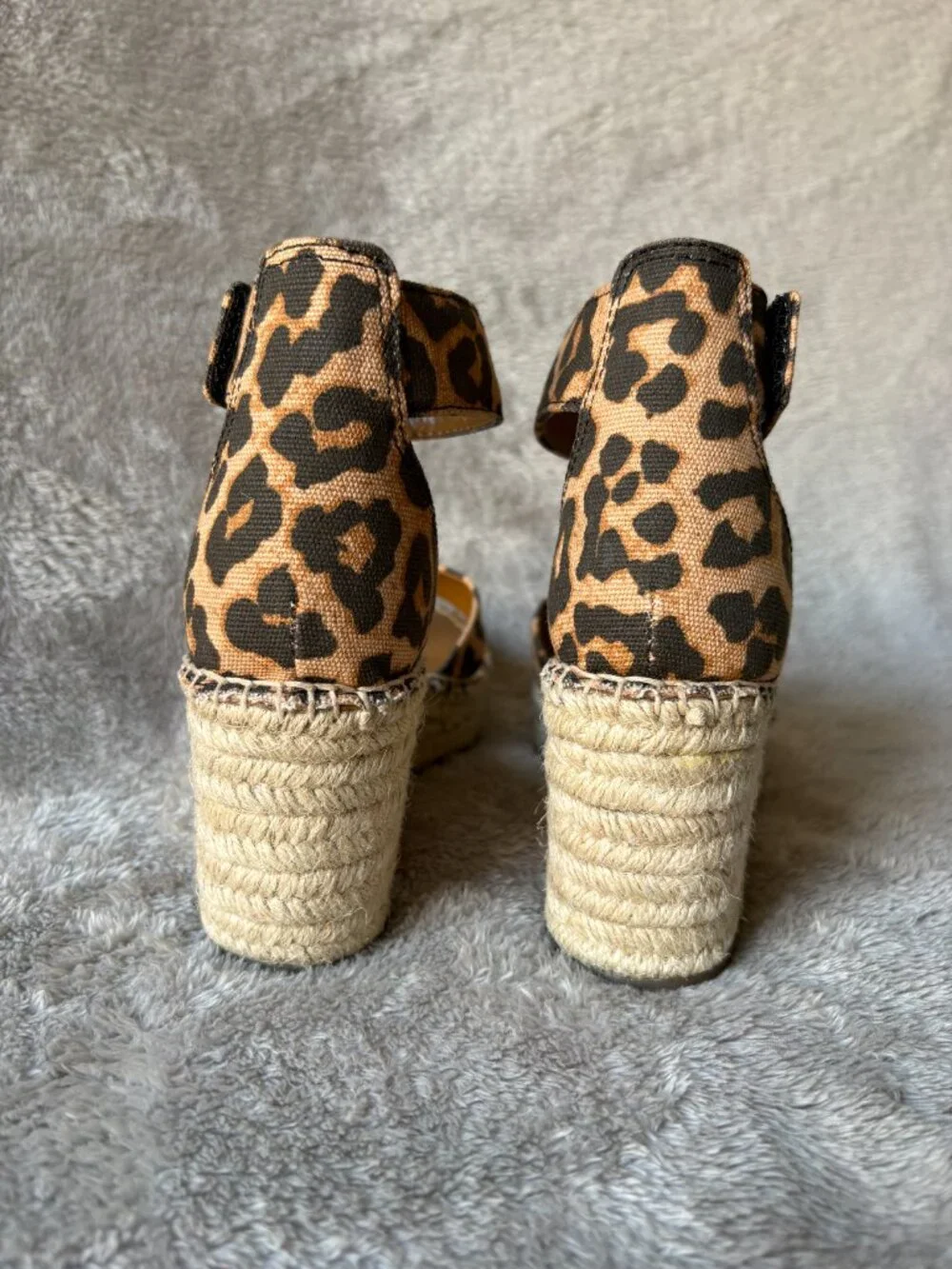 Franco Sarto Carlotta Leopard Animal Print Wedge Espadrilles Womens Size 8.5